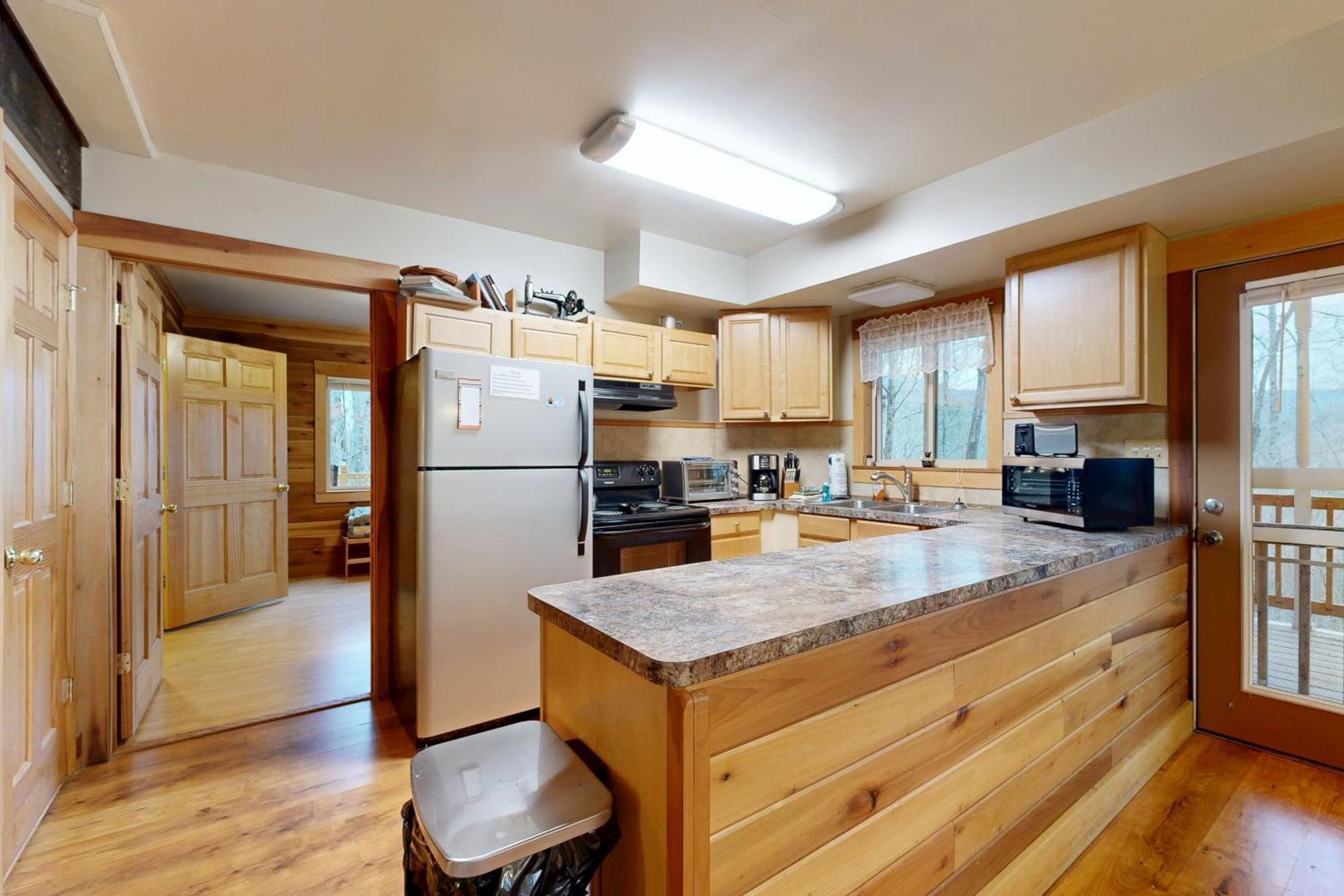 2 Bed 2 Bath Vacation Home In Whittier V 外观 照片